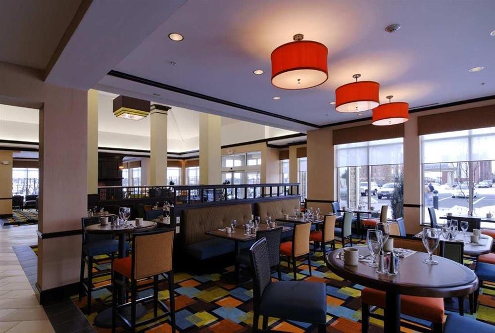 Hilton Garden Inn Cincinnati/Mason Restaurang bild